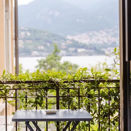 Bello!lake Guest house Como