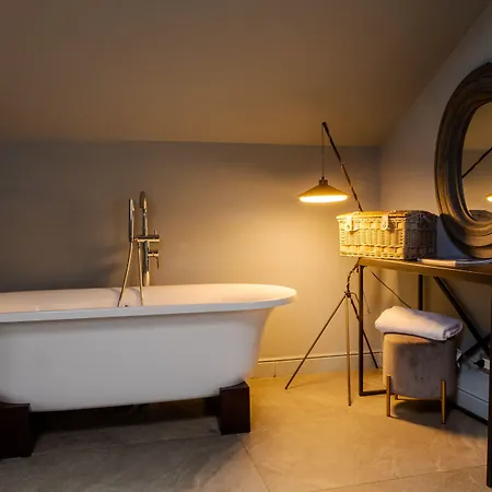 Bello!lake בית הארחה קומו