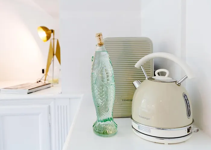 Bello!lake Πανσιόν 4*