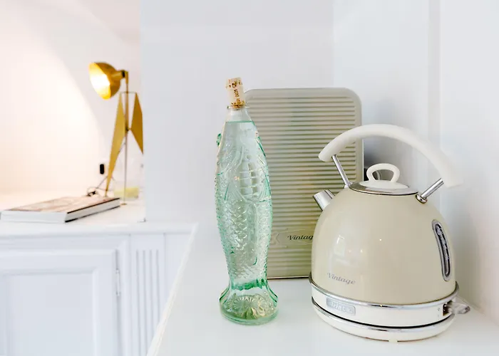 Bello!lake Πανσιόν 4*